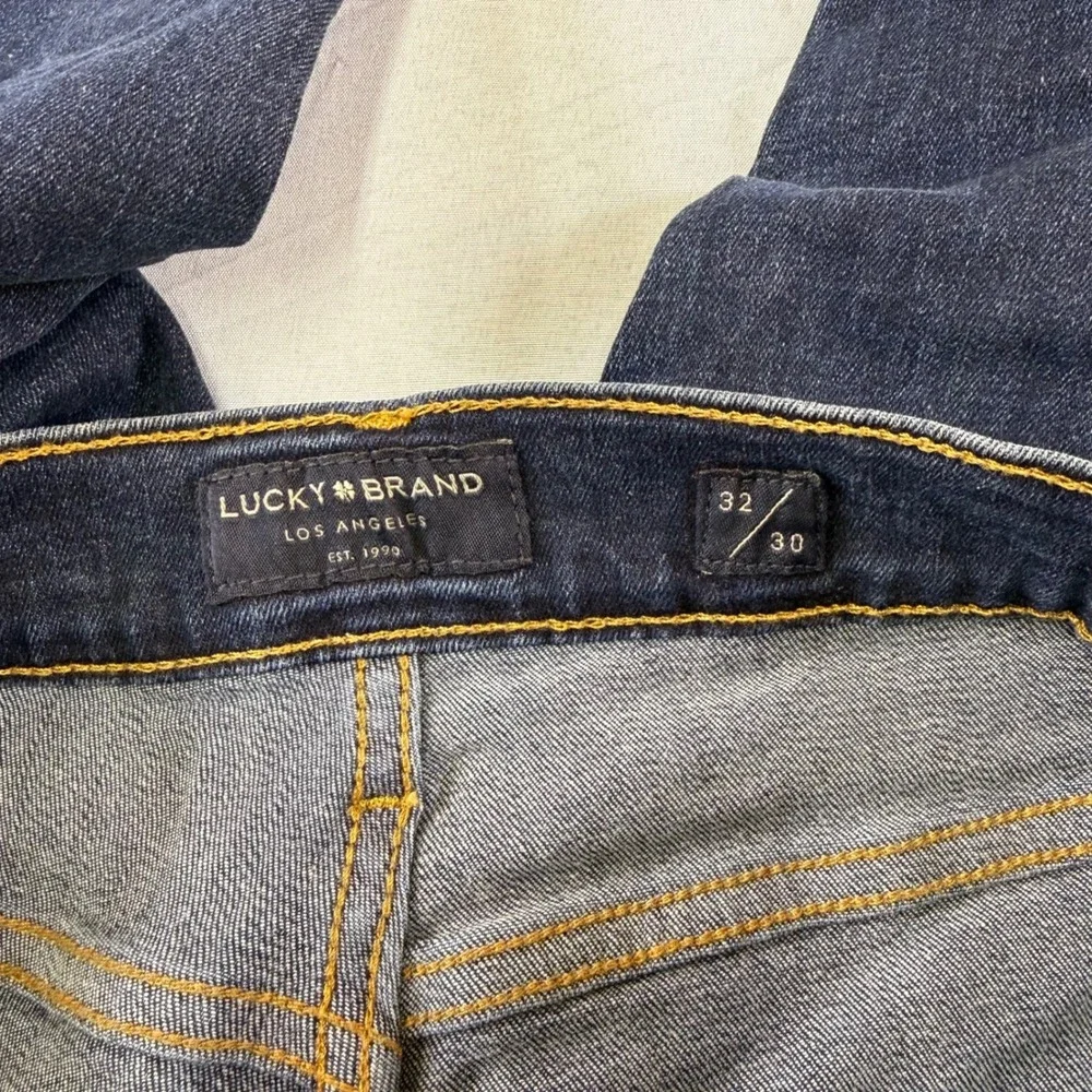 Lucky Brand 121 Slim Straight Mens Jeans 32x30 Dark Wash Blue Stretch Denim
